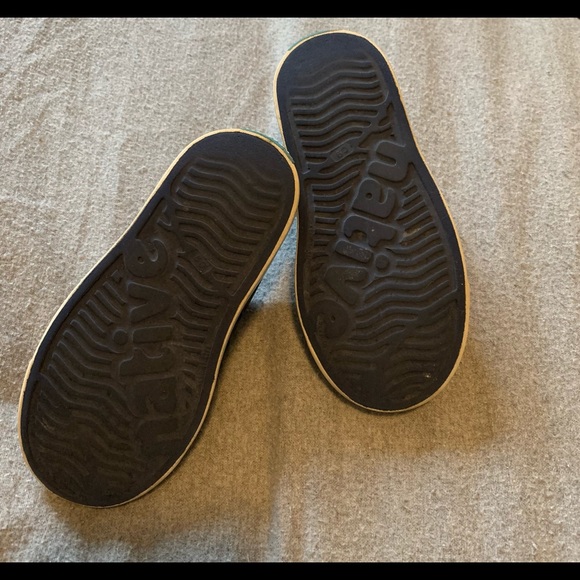 Native Dark Blue Toddler shoes size 9 - Picture 1 of 2